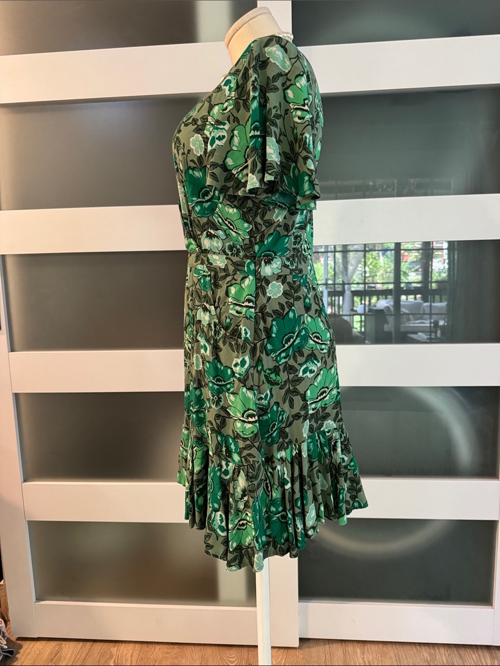 Spell Green flouncy Summer Floral Wrap Mini Dress in Medium - Picture 4 of 17